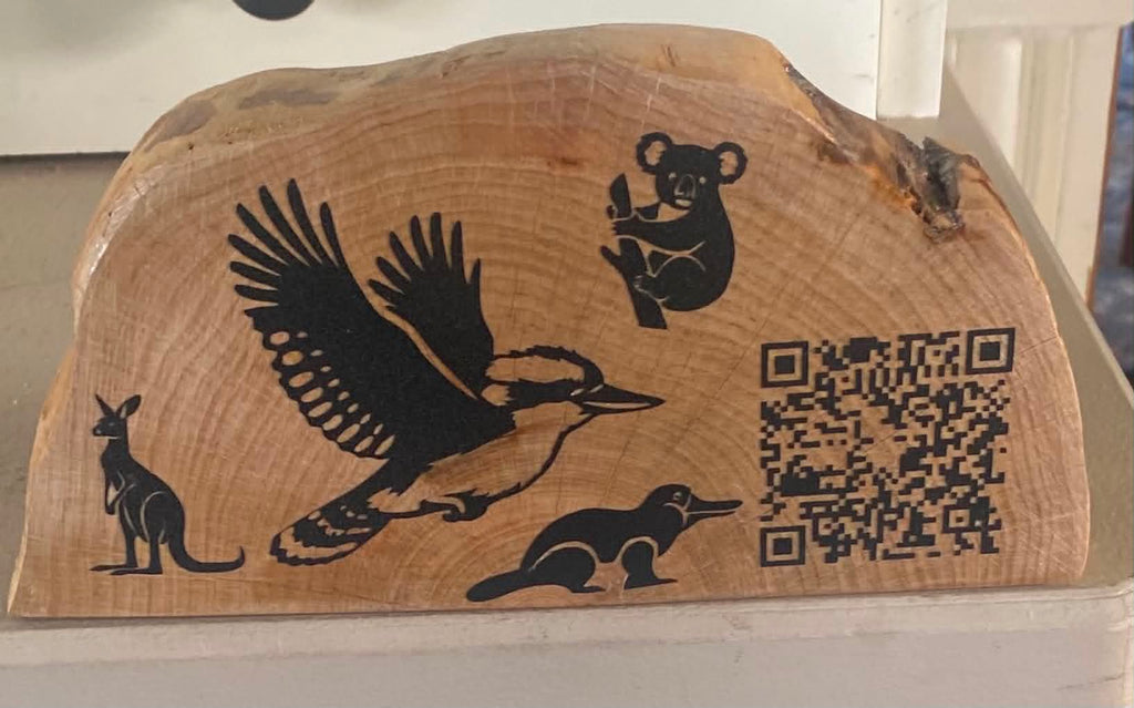 Family Bond Maple Plaque
